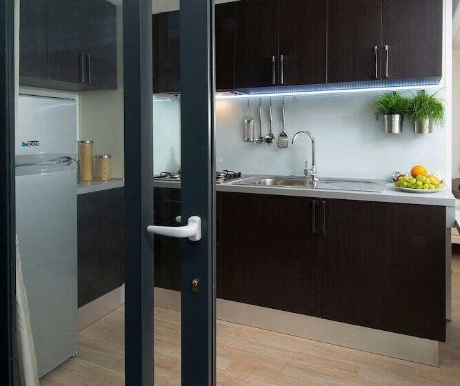 هتل Isola Dei Gabbiani Land Of Water