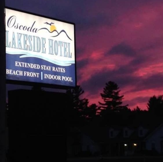 فندق Oscoda Lakeside