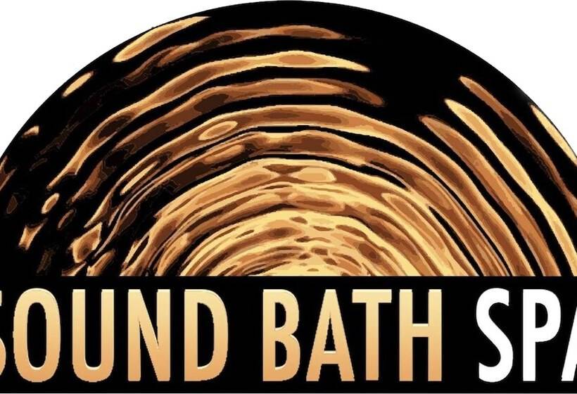 هتل Park Sands Beach Resort