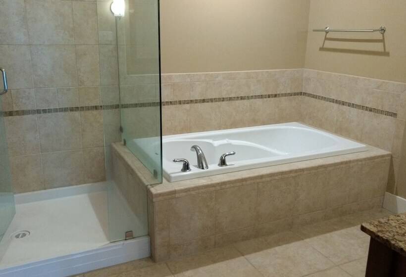 هتل Park Sands Beach Resort