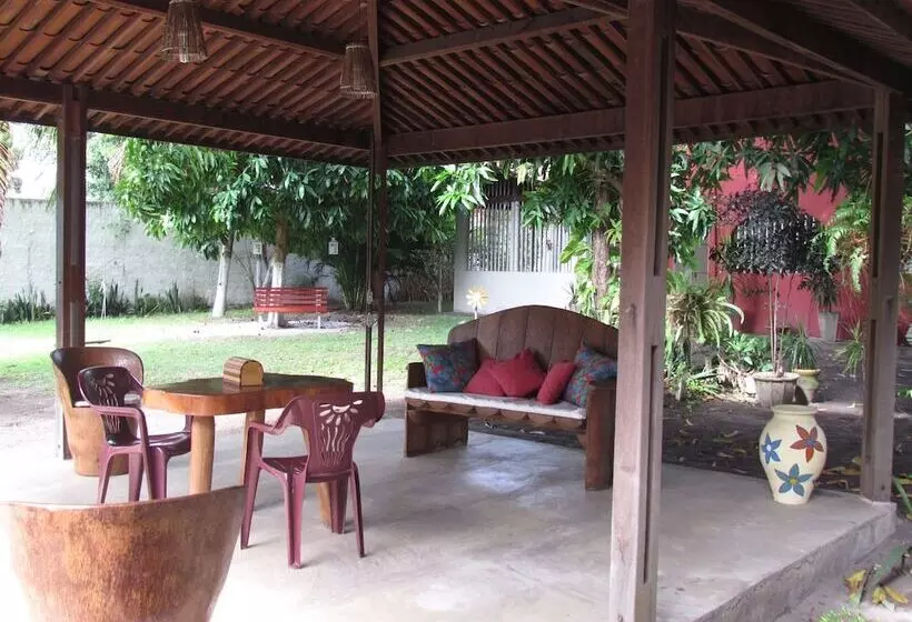 Hotelli Pousada Das Acacias