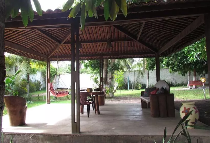 Hotelli Pousada Das Acacias