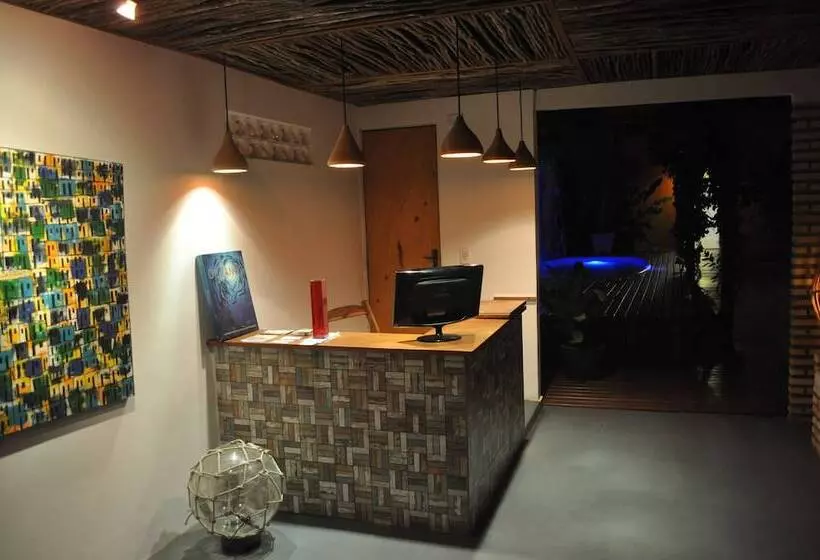 ホテル Pousada Villa Xaréu