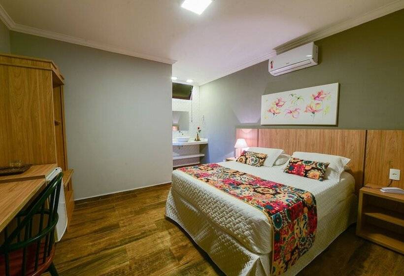 Сельский отель Fazenda Recanto Shangri Lá