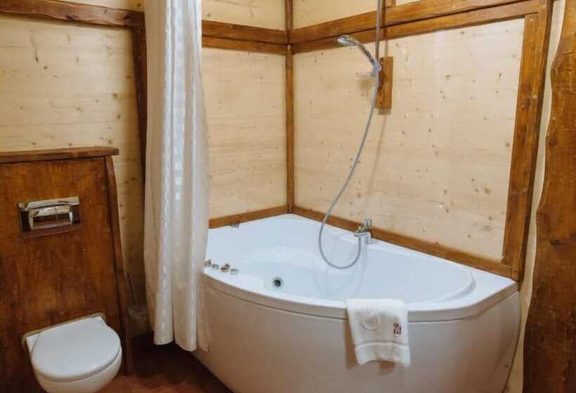 هتل Usadba Dobrolubovo