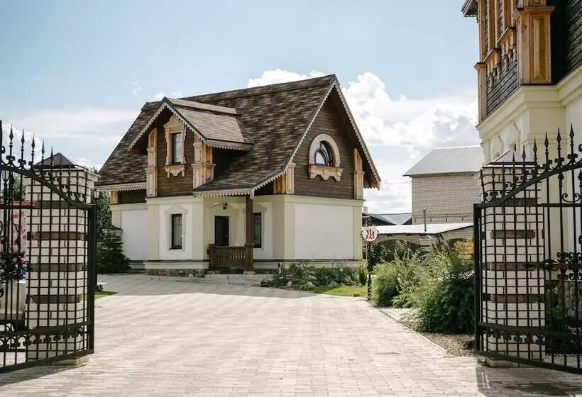 Hotelli Usadba Dobrolubovo