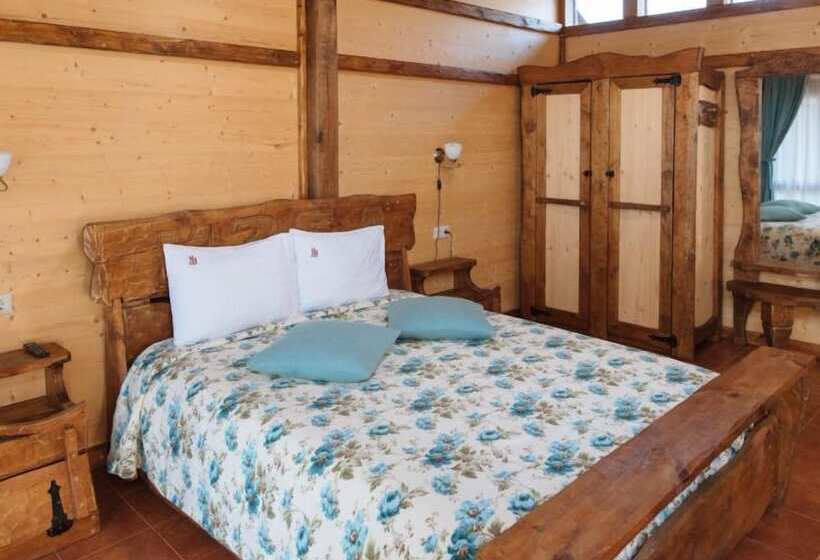 هتل Usadba Dobrolubovo