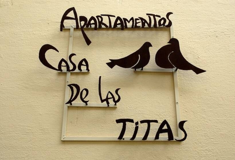 La Casa De Las Titas