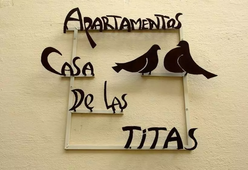 La Casa De Las Titas
