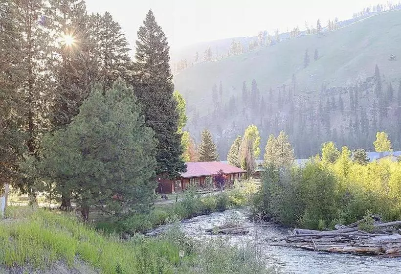 モーテル Southfork Lodge   Riverside Inn