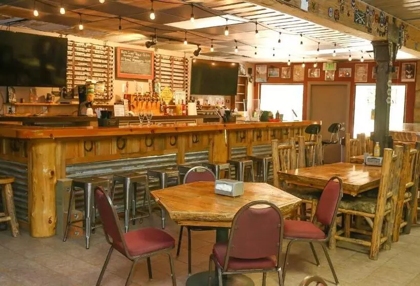 モーテル Southfork Lodge   Riverside Inn