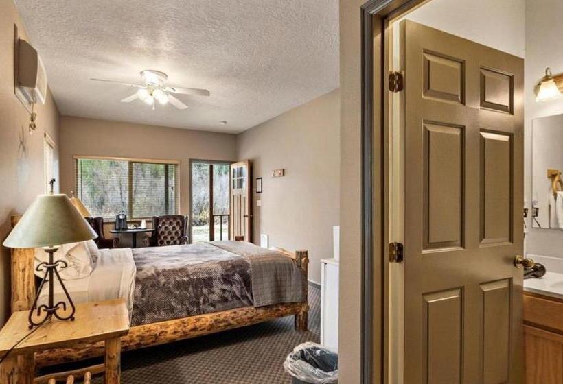 Мотель Southfork Lodge Riverside Inn