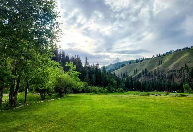 Мотель Southfork Lodge Riverside Inn