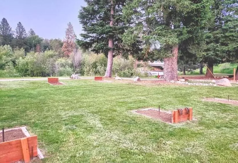 モーテル Southfork Lodge   Riverside Inn