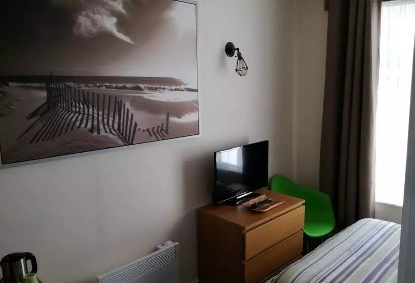 Pensió Driftwood B&b