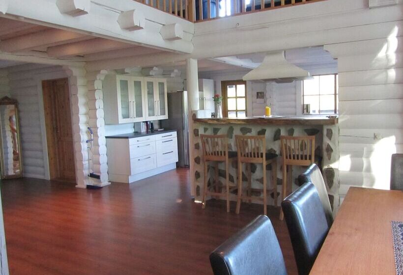 استراحتگاه Stugby Ullared Paradise