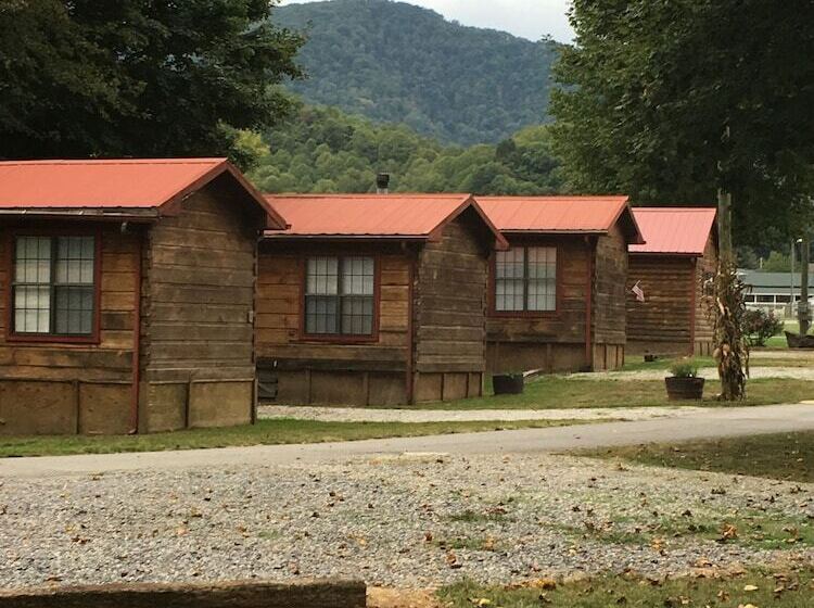 Smoky View Cottages & Rv Resorts