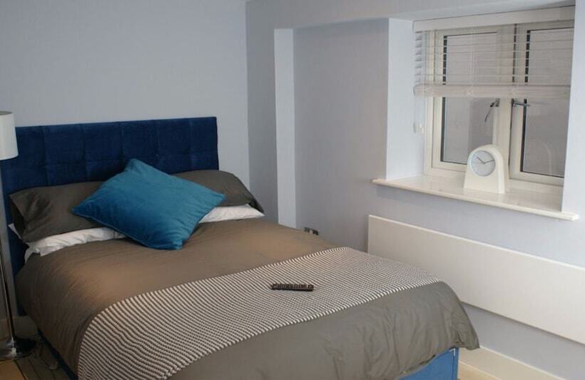 St Anns Square Apartments