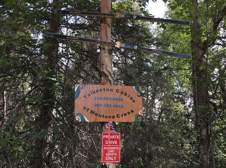 Talkeetna Cabins On Montana Creek