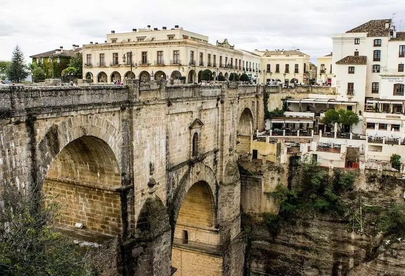 Apartamentos Rondacentro