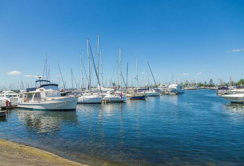 Beachhotel Cape Helius