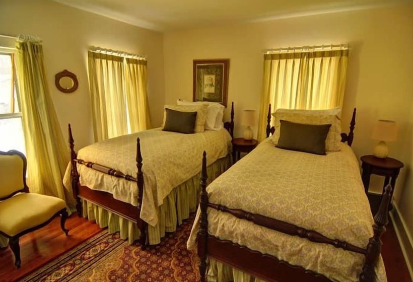 민박 Riverwood Inn