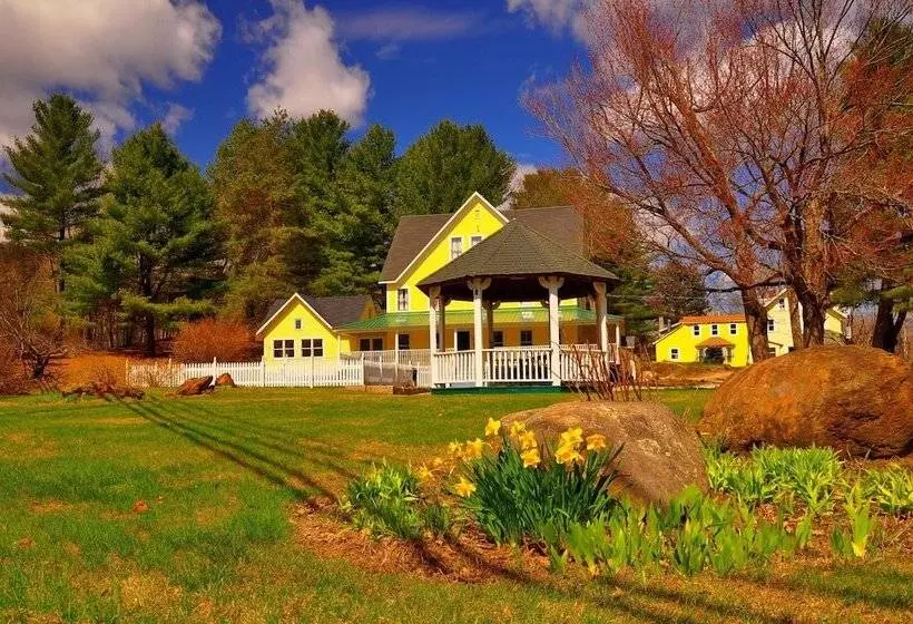 Aamiaismajoitus (B&B) Riverwood Inn