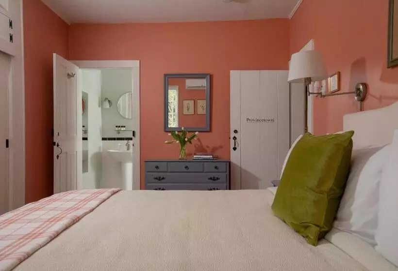 Aamiaismajoitus (B&B) Village Inn