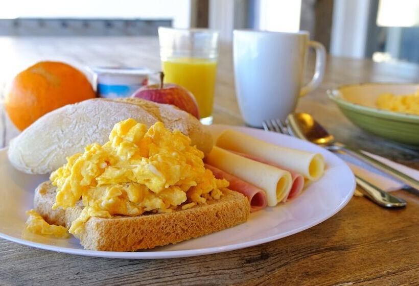 Freesurfcamp & Hostel