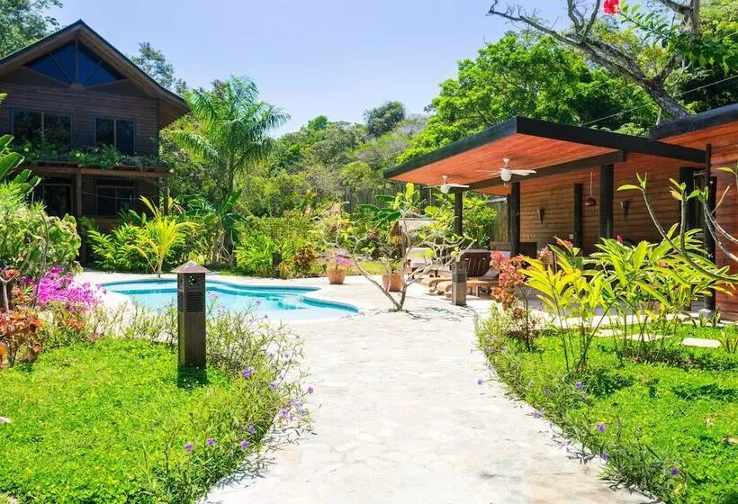 Green Bamboo Cabana