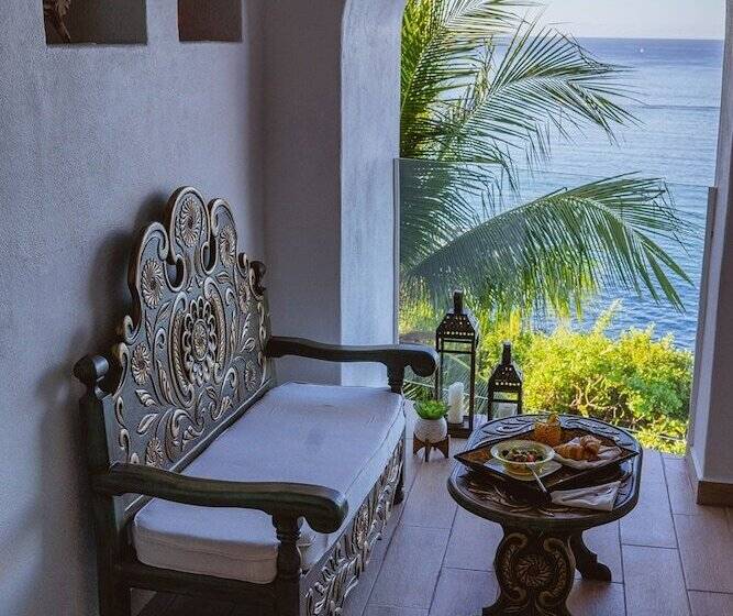 مسافرخانه Espuma Hotel   Adults Only