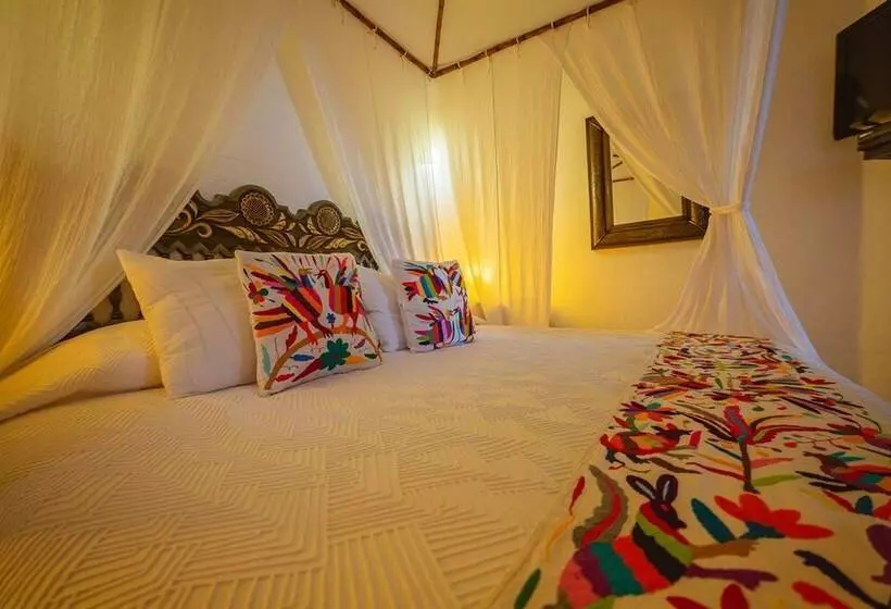 مسافرخانه Espuma Hotel   Adults Only