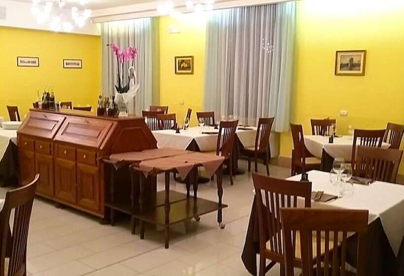 فندق فئة نجمة واحدة Residenza Il Capitano