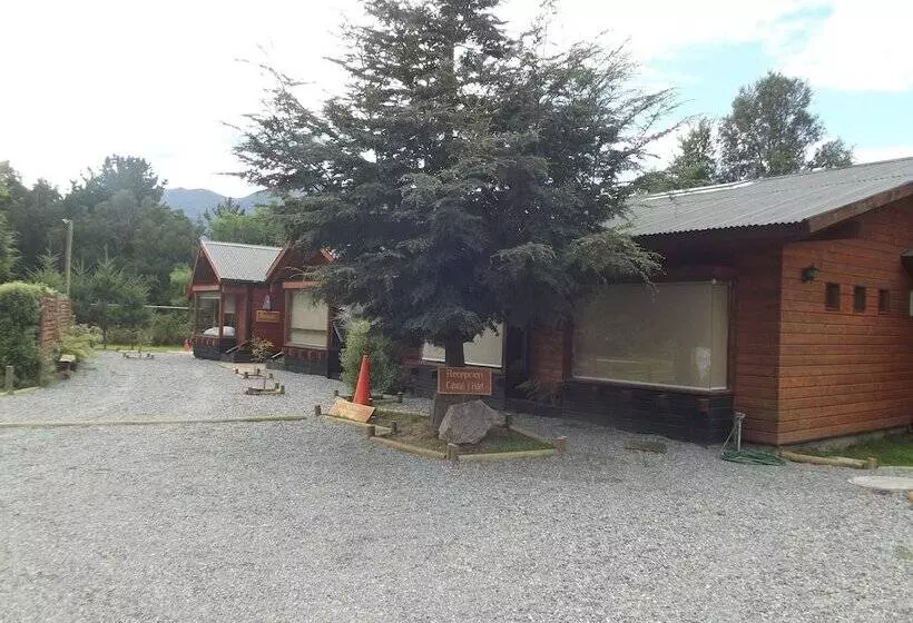 Hotelli Boutique Borde Estero Pucón