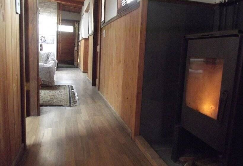 هتل Boutique Borde Estero Pucón