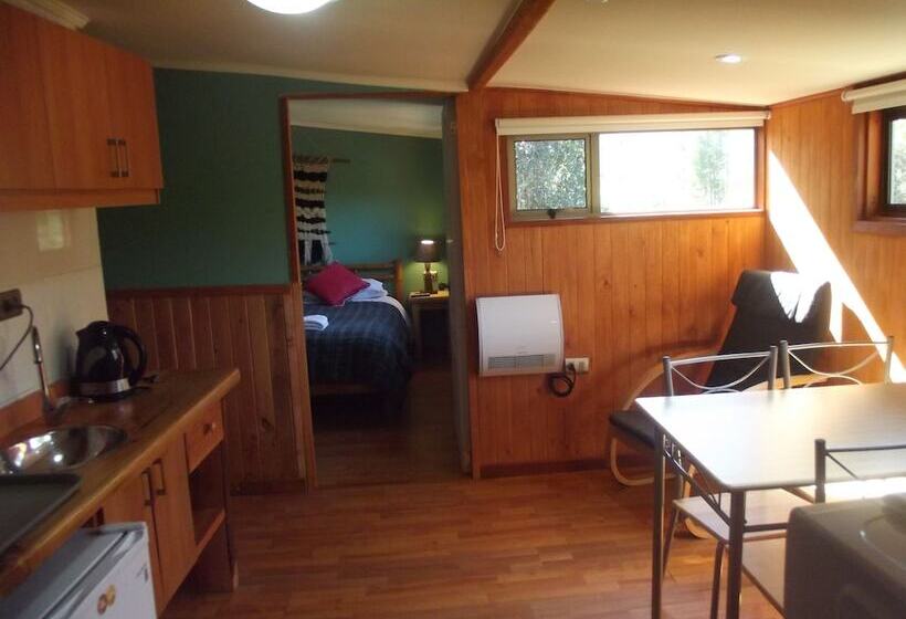 هتل Boutique Borde Estero Pucón