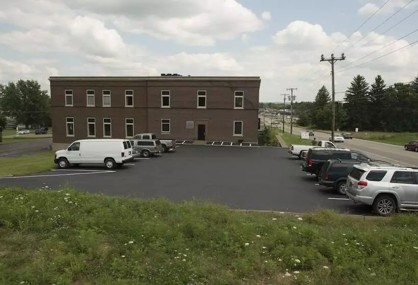 Hotelli Bridges Inn & Extended Stay Suites