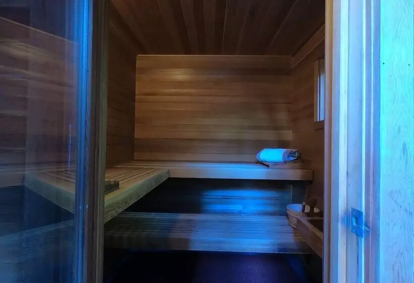 Hotelli Coast Cabins