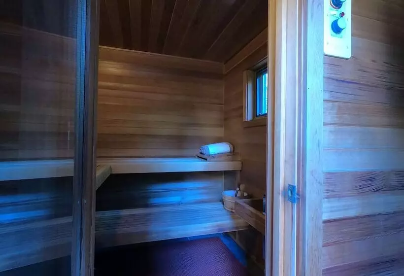 Hotelli Coast Cabins