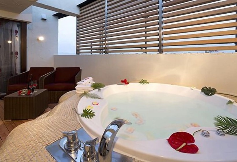 בית מלון כפרי Hug Hug Kashiba – Adults Only