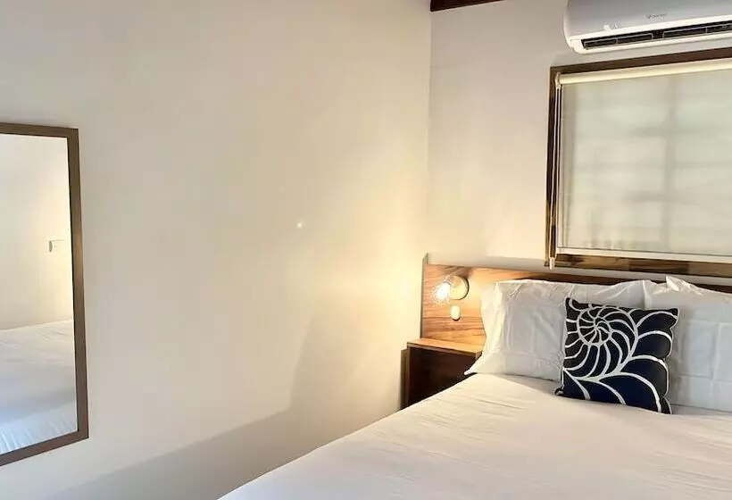 Hotelli Makanas Beach Bungalows