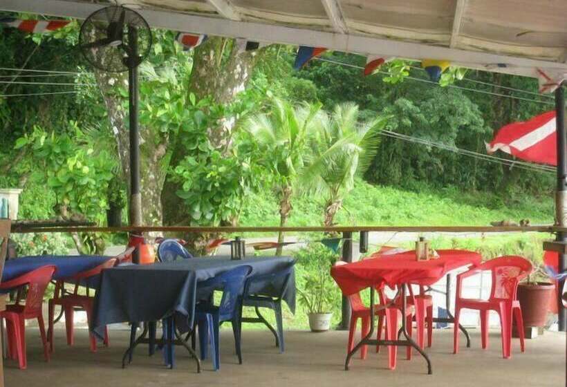 Hotel Panama Divers & Octopus Garden Dive Center