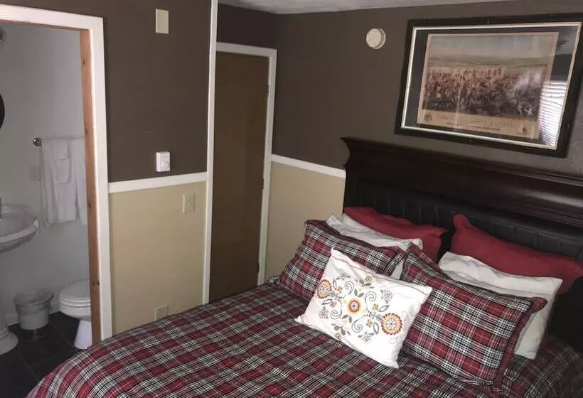 Hotelli White House Inn On The Waterfront