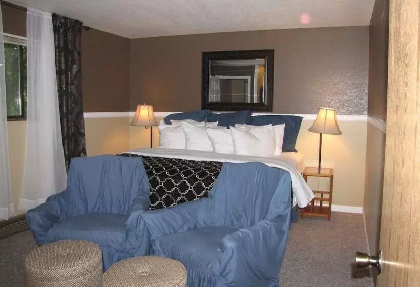 Hotelli White House Inn On The Waterfront