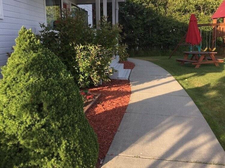 فندق White House Inn On The Waterfront