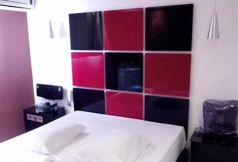 Minuty Motel Itu