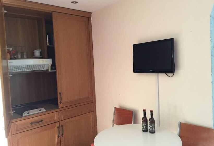 Пансион Apartamentos Casa Rubén