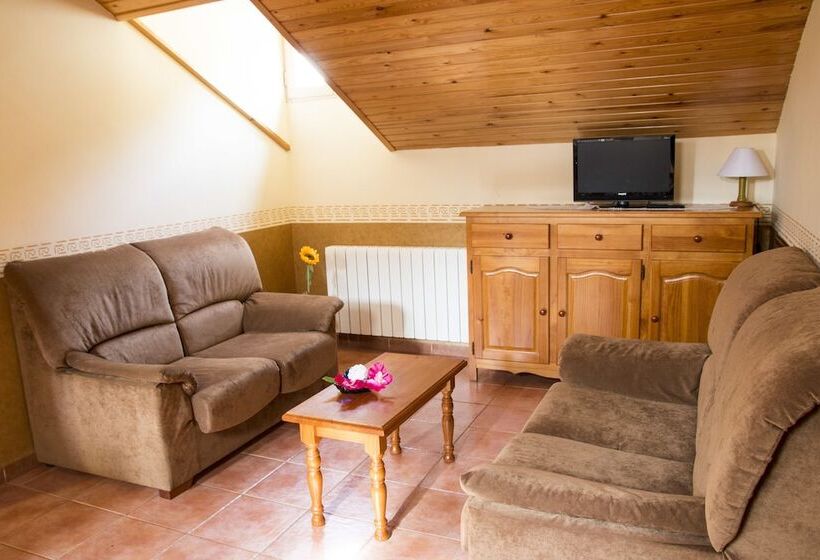 Пансион Apartamentos Casa Rubén