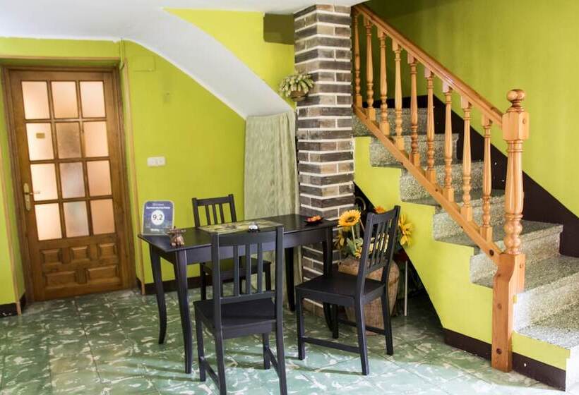 Пансион Apartamentos Casa Rubén