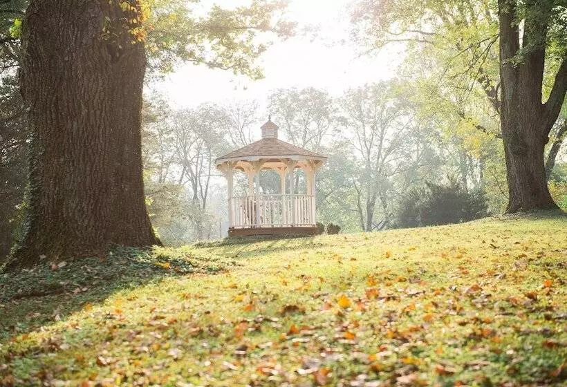 Majatalo Greenock Manor